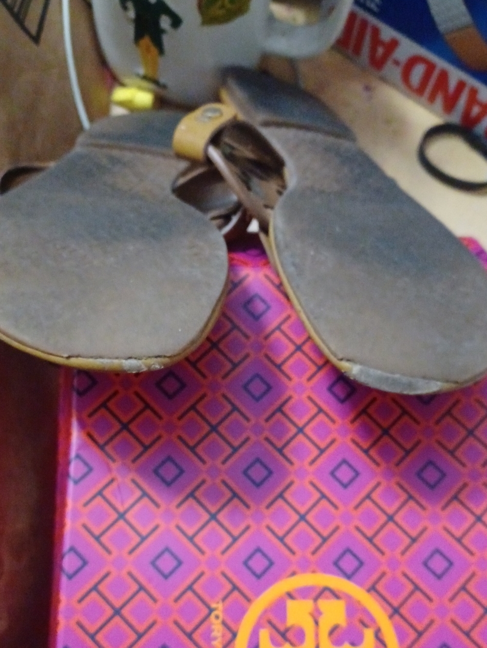 Tory Burch Tan Miller Calf Leather Logo Thong Sandals Size 10 - Picture 9 of 16